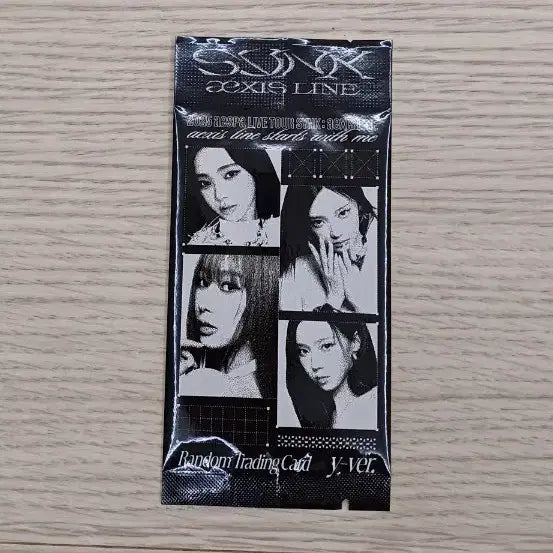 aespa(에스파) 2025 랜덤 트레이드 카드 세트 Y버전