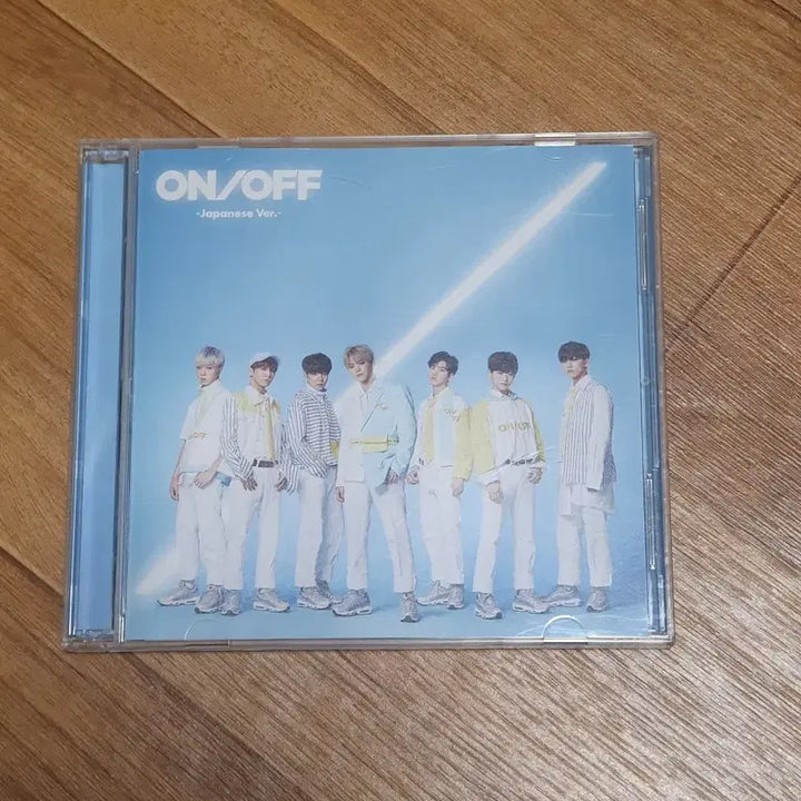 온앤오프 일본 앨범 set