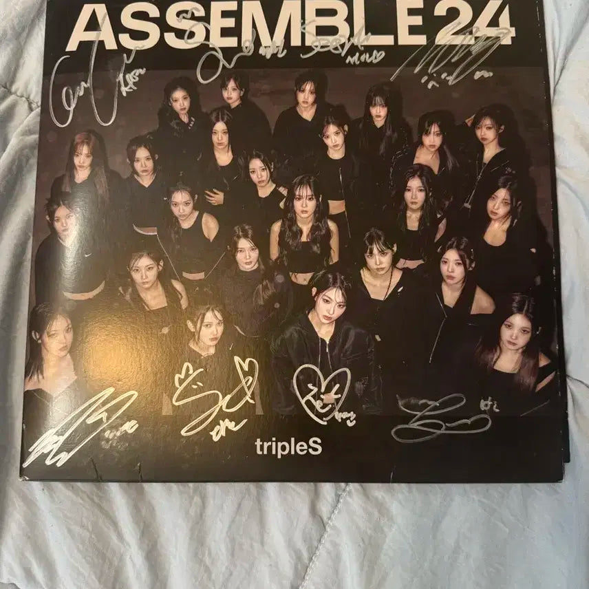 트리플에스 어셈블24 투어 싸인 LP
