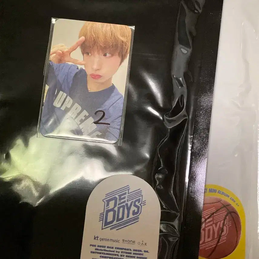 비보이즈 미개봉 앨범 2장+ 특전 2장 포함 어레이즈 대면