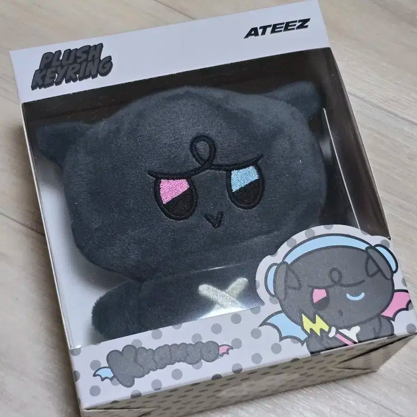 (미개봉/포카O) 에이티즈 우영 인형 ateez 깜요  양도
