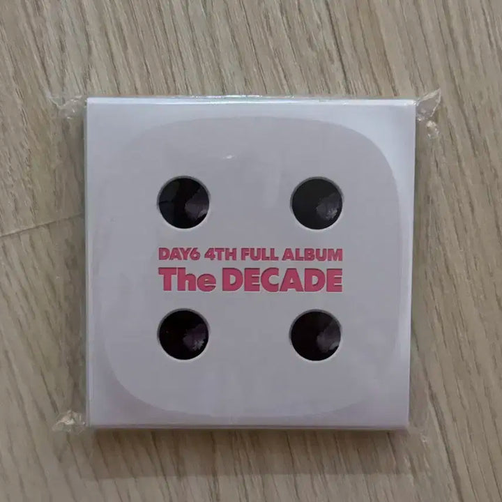 데이식스 더데케이드 네모반 다이스 QR  제외