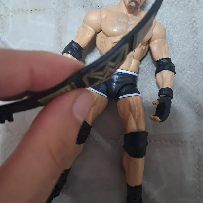 WWE 골드버그 엘리트 피규어 팝니다