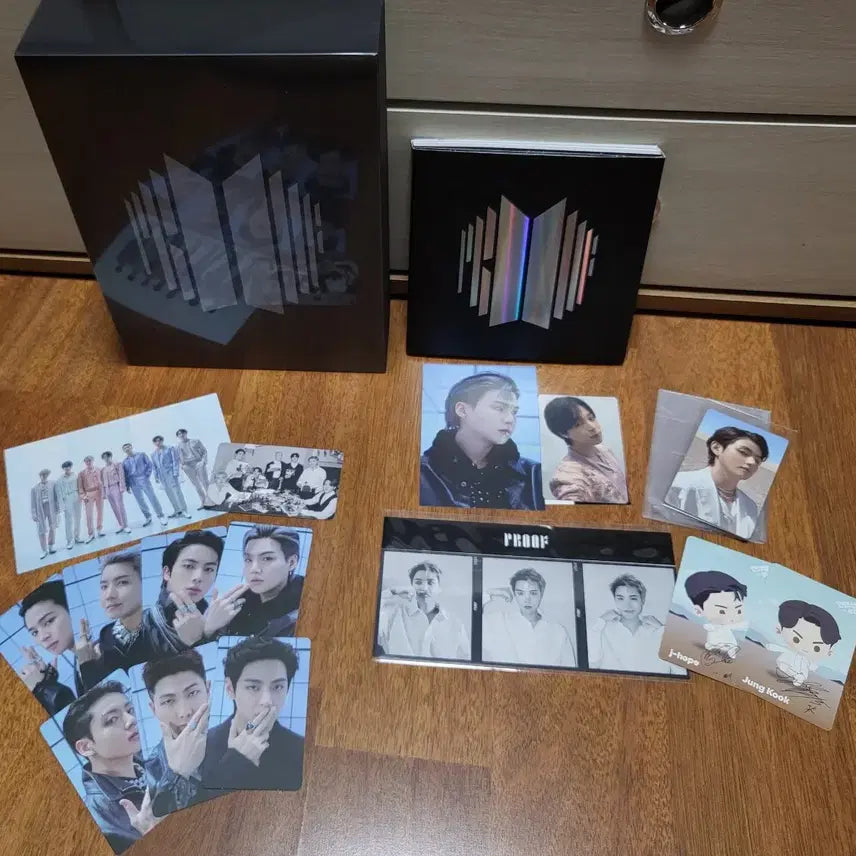 BTS _ Proof (set) 프루프 앨범 판매합니다.