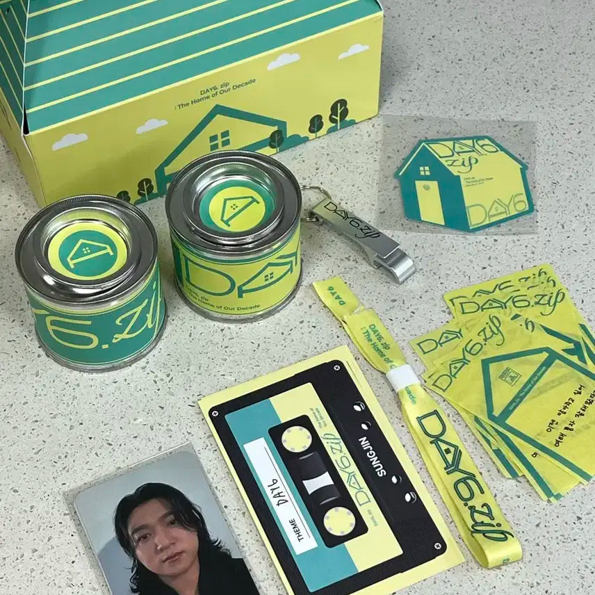 데식집 데이식스 팝업 기프트 풀세트 + 돈 카라비너