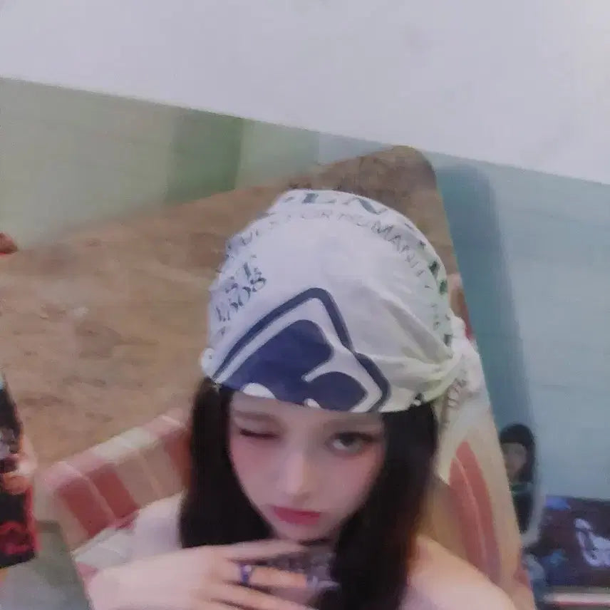 이즈나 방지민 맘마미아 공방포카 양도 izna