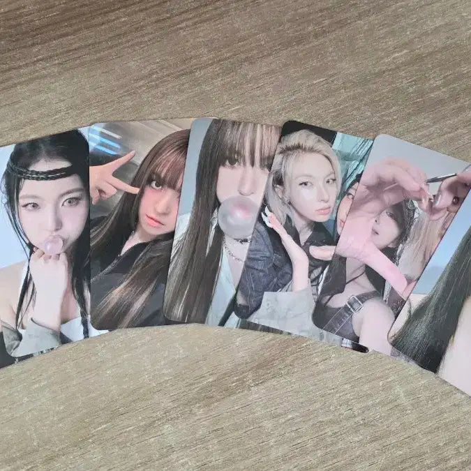 NMIXX 엔믹스 - 4집 앨범 2장 (미개봉) + 포카 7장