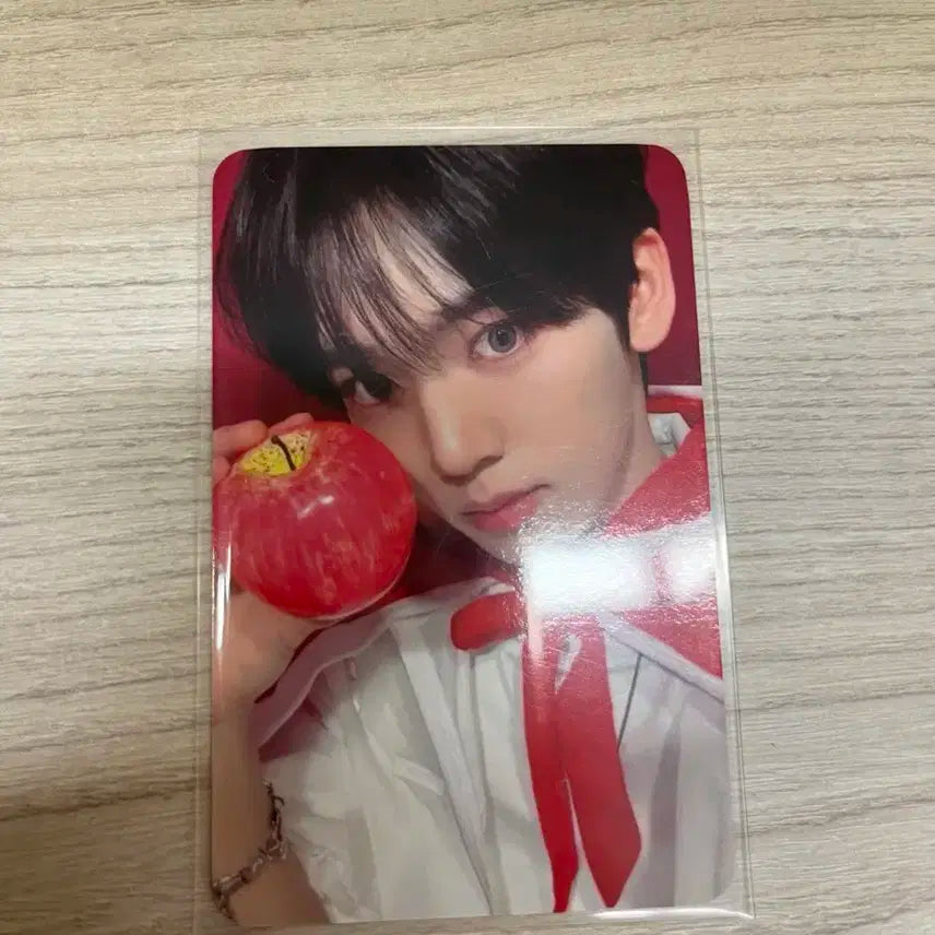 제로베이스원 제베원 한유진 포토카드