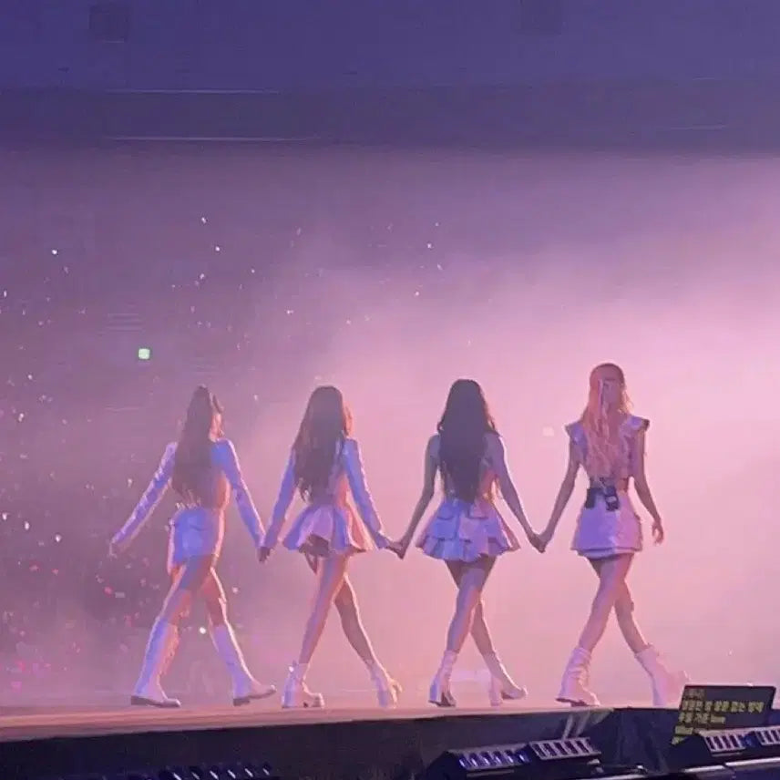 !상점에 있는 모든 블랙핑크 포카 일괄 구매 시 비공굿 폭덤!