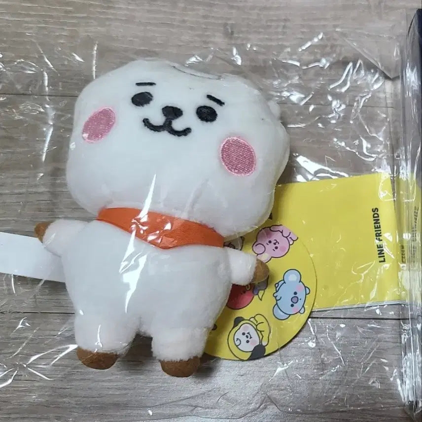 [새제품] 방탄(BTS) BT21 RJ 알제이 백참 인형 키링