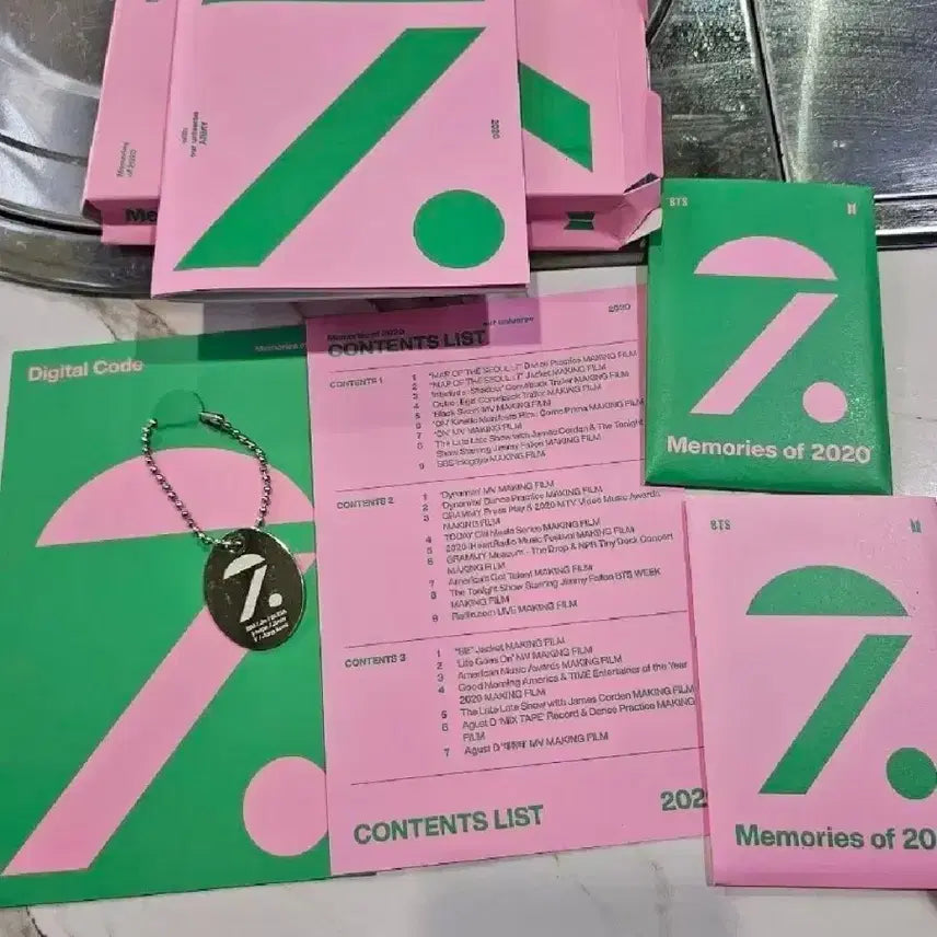 새상품) bts  메모리즈 2020 판매합니다