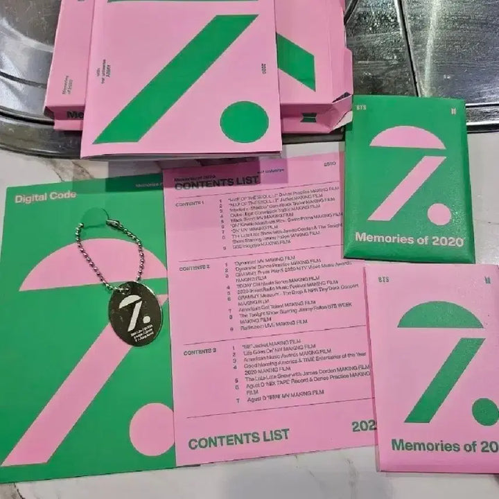 새상품) bts  메모리즈 2020 판매합니다