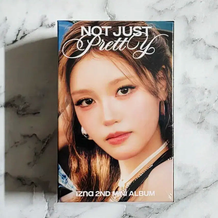 (미개봉) izna 이즈나 네모 앨범 정세비 NFC 미니 2집