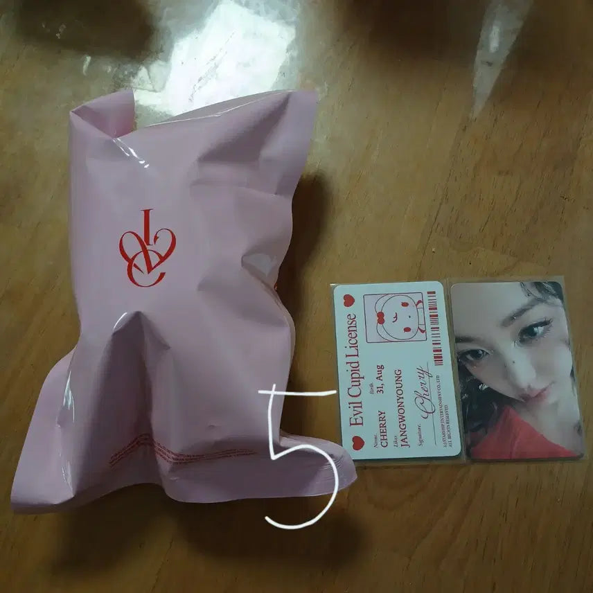 아이브 포카 팝니다