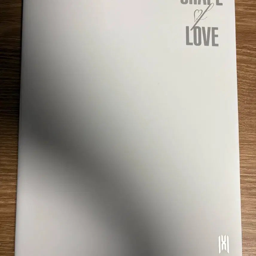몬엑 Shape of love  Everything.ver 개봉앨범