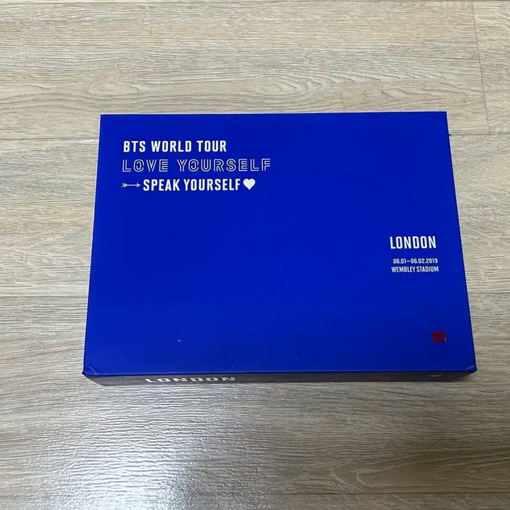 방탄 스픽콘 런던 웸블리 디비디 (지민 북마크)