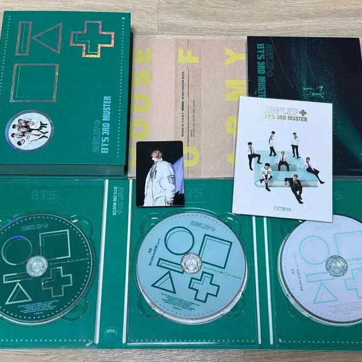 방탄 3기 머스터 아미집 디비디 (슈가포카)