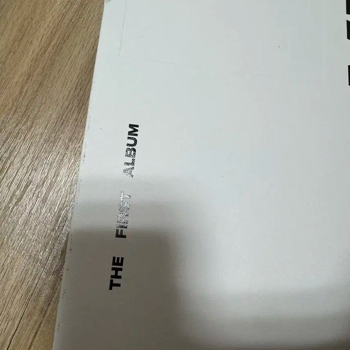 아이브 키치 스페셜 앨범 판매