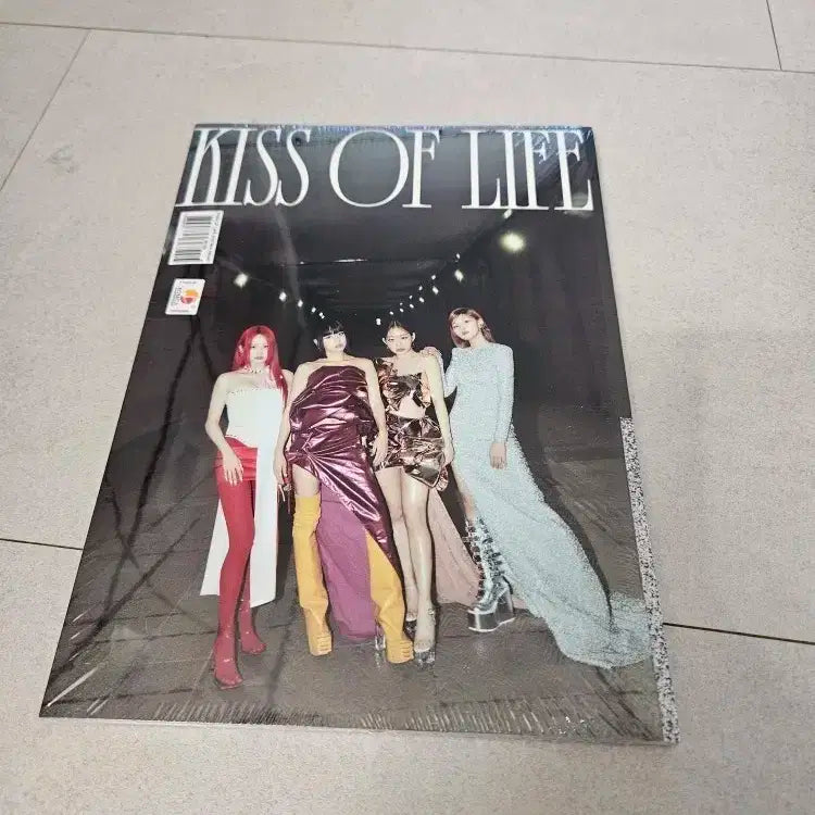 KISS OF LIFE Born to be 키스오브라이프 앨범 미개봉