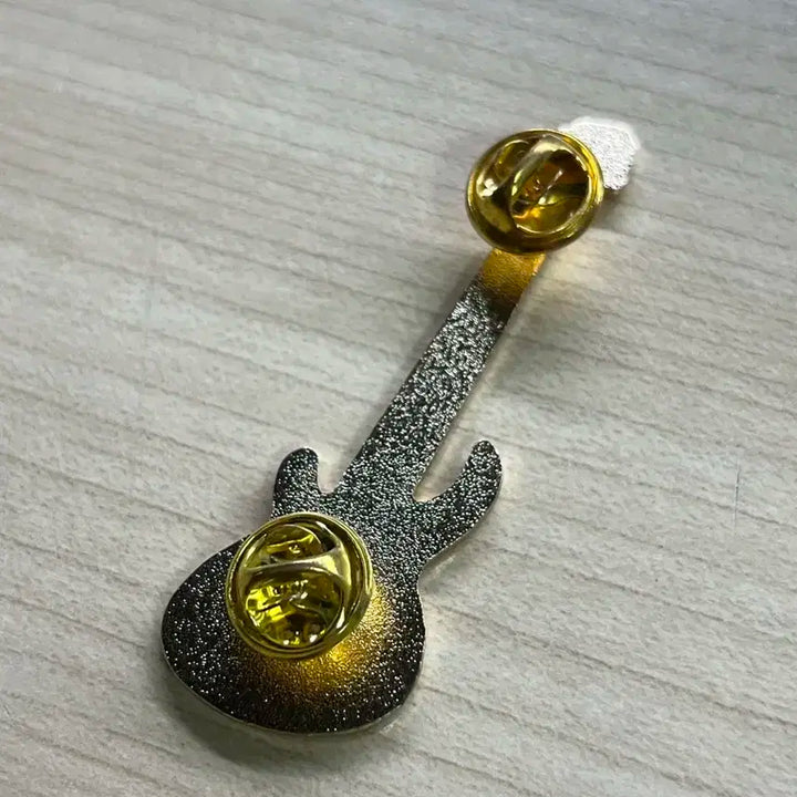 루시 조원상 에밀리아노 베이스 뱃지