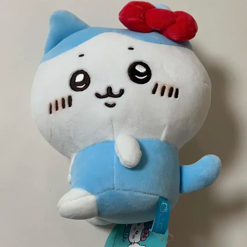 산리오 치이카와 콜라보 키티 하치와레