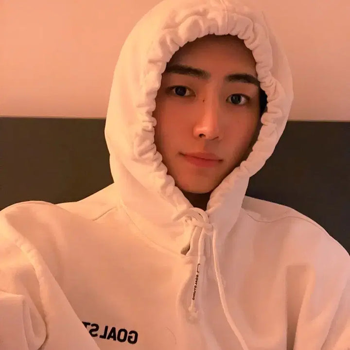 엔하이픈 성훈 후드집업 포카 양도