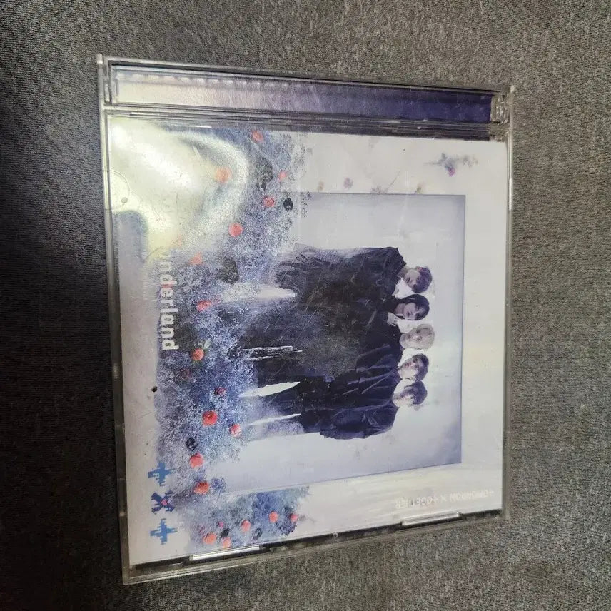 투모로우바이투게더 wonderland 위버스반 앨범