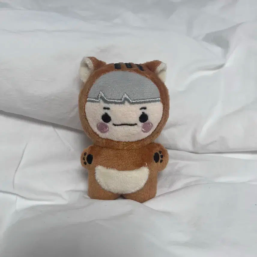 에이티즈 홍중 쭝람쥐 인형