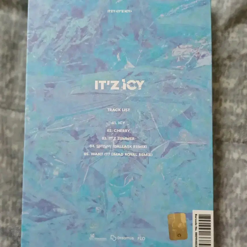 있지 IT'z ICY (1st Mini Album)
