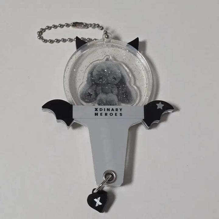 엑스디너리히어로즈 엑디즈 준한 툐낸 응원봉 키링 양도