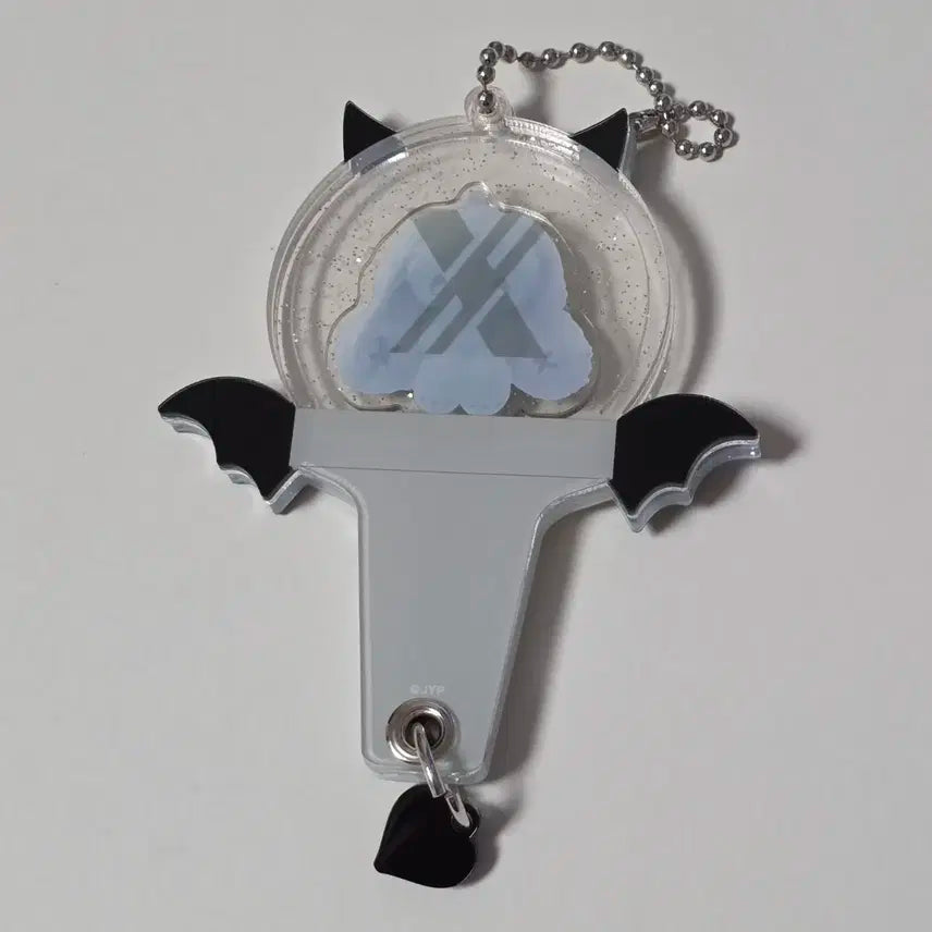 엑스디너리히어로즈 엑디즈 준한 툐낸 응원봉 키링 양도