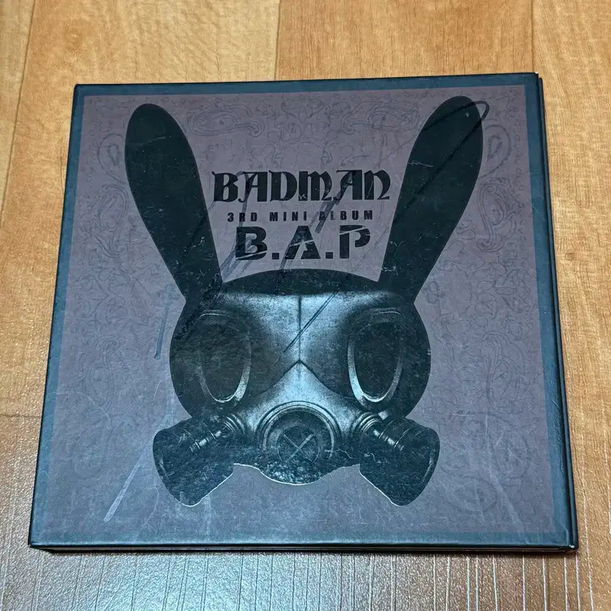 [B.A.P 비에이피] 1004(천사) + BADMAN (배드맨) 앨범