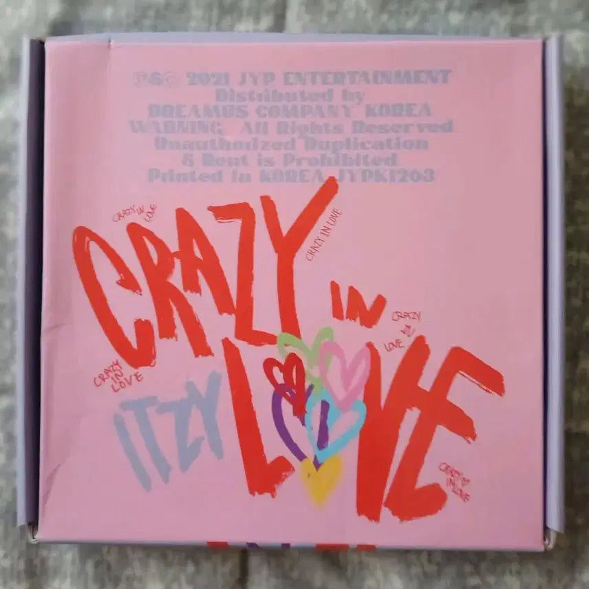 있지 Crazy in Love (1st Full-Length Album)
