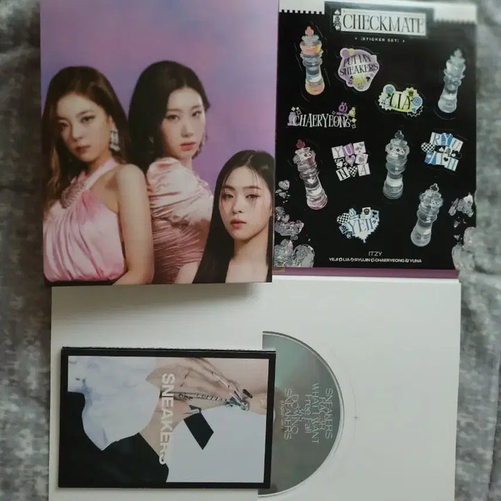 있지 CHECKMATE (5 Mini Album) (류진 Ver.)