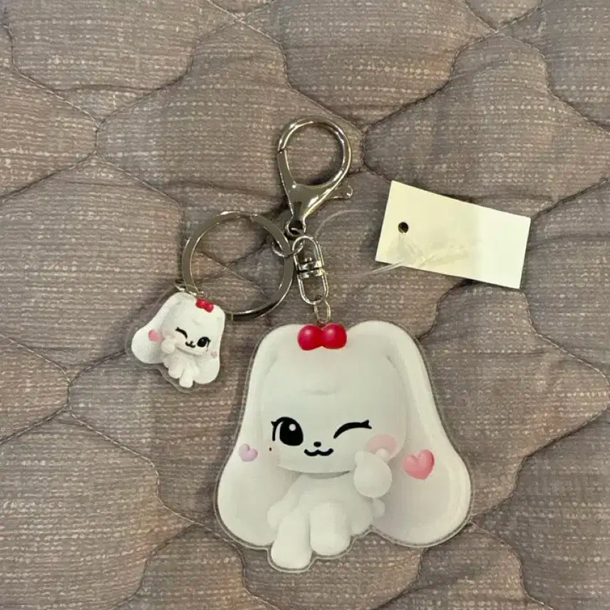 급처 아이브 체리(장원영)아크릴 키링(텍도 안 땐 새상품 입니다)