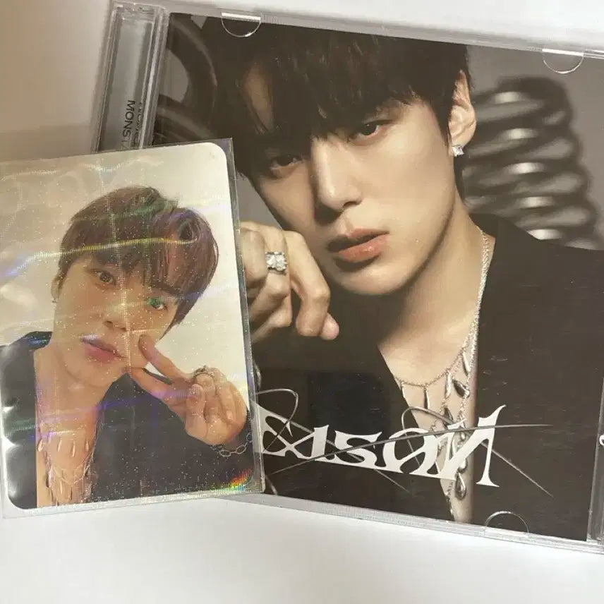 몬스타엑스 민혁 앨범 & 포카