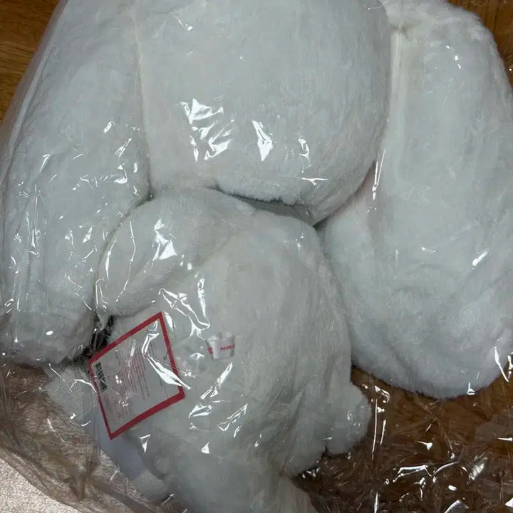 아이브 미니브 체리 허그 가방 판매합니다