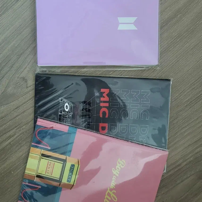 방탄소년단  BTS 노트5권 로고 3권 + 작은시1권 +마익드뢉 1권