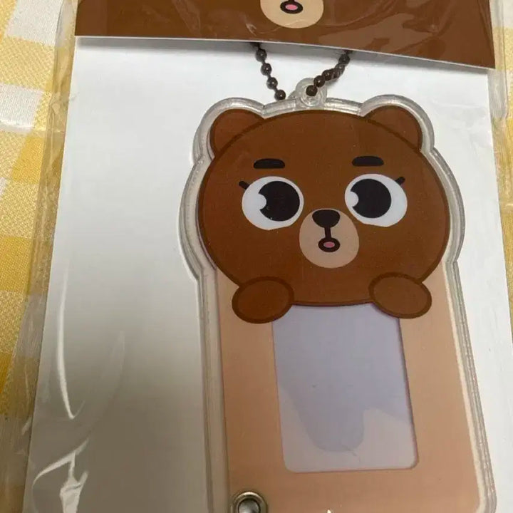 데니멀즈 아크릴 홀더 방이