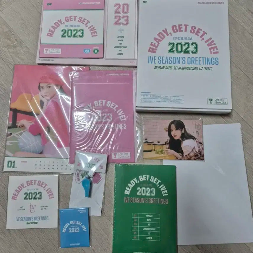 IVE 2023 시즌그리팅 + 팬클럽 매거진