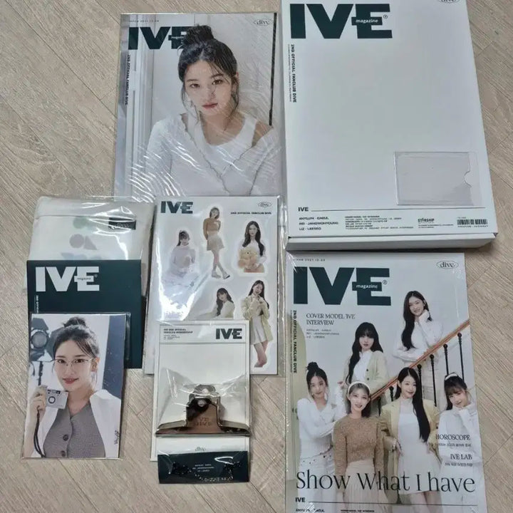 IVE 2023 시즌그리팅 + 팬클럽 매거진