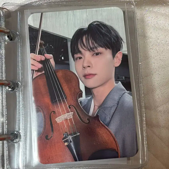 루시 신예찬 굿즈판매