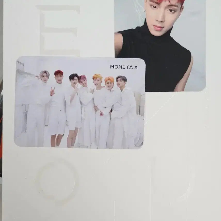 몬스타엑스 슛아웃 앨범, 셔누, 단체포카