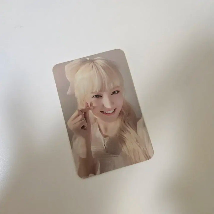최저가)아이브 리즈 2022 시그 시즌그리팅 사운드웨이브 포카 팝니다