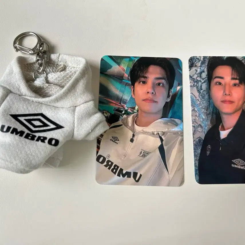 데이식스 엄브로 인형옷 포카 굿즈 원필 영케이