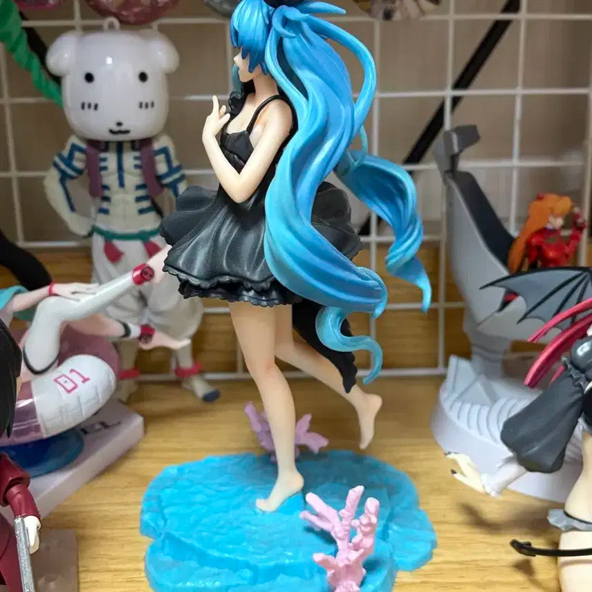 심해소녀미쿠(오른쪽 리본 떨어짐