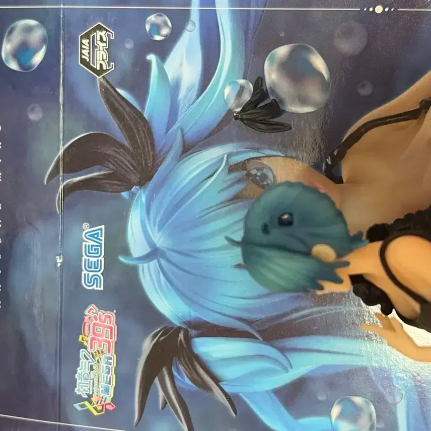 심해소녀미쿠(오른쪽 리본 떨어짐