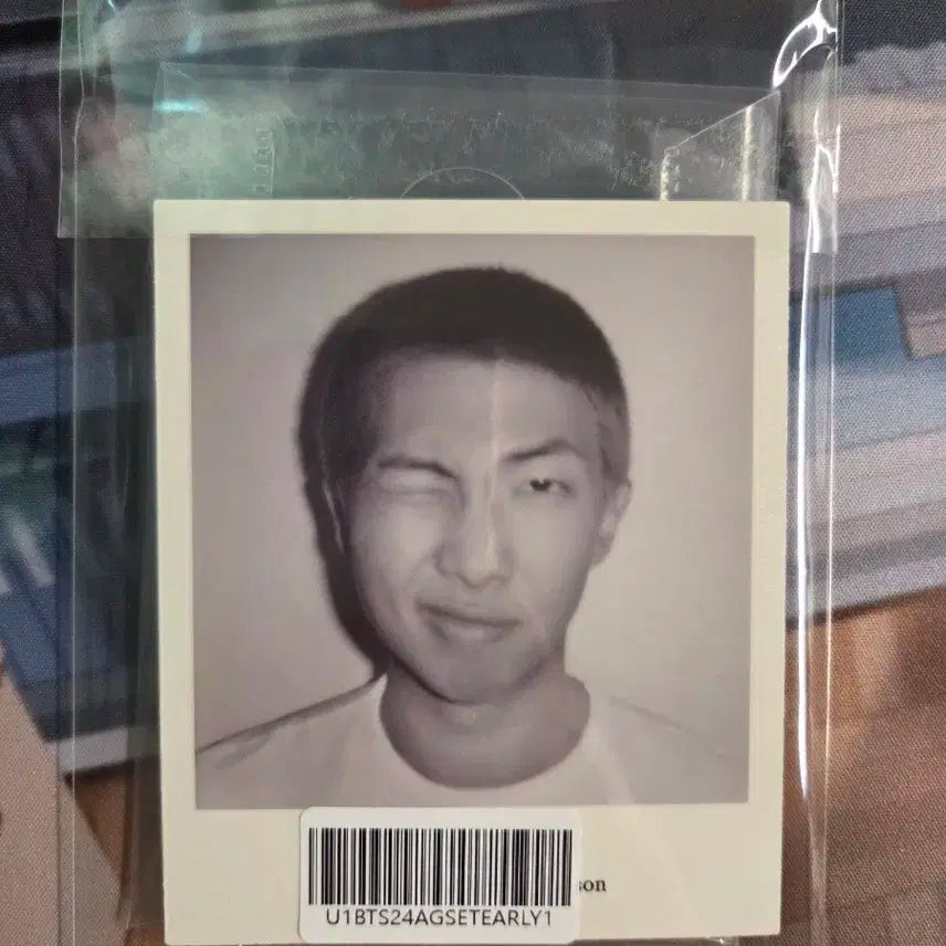 방탄소년단 RM Right Place, Wrong Person 특전