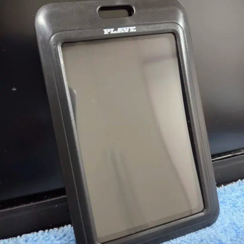 플레이브 랜야드