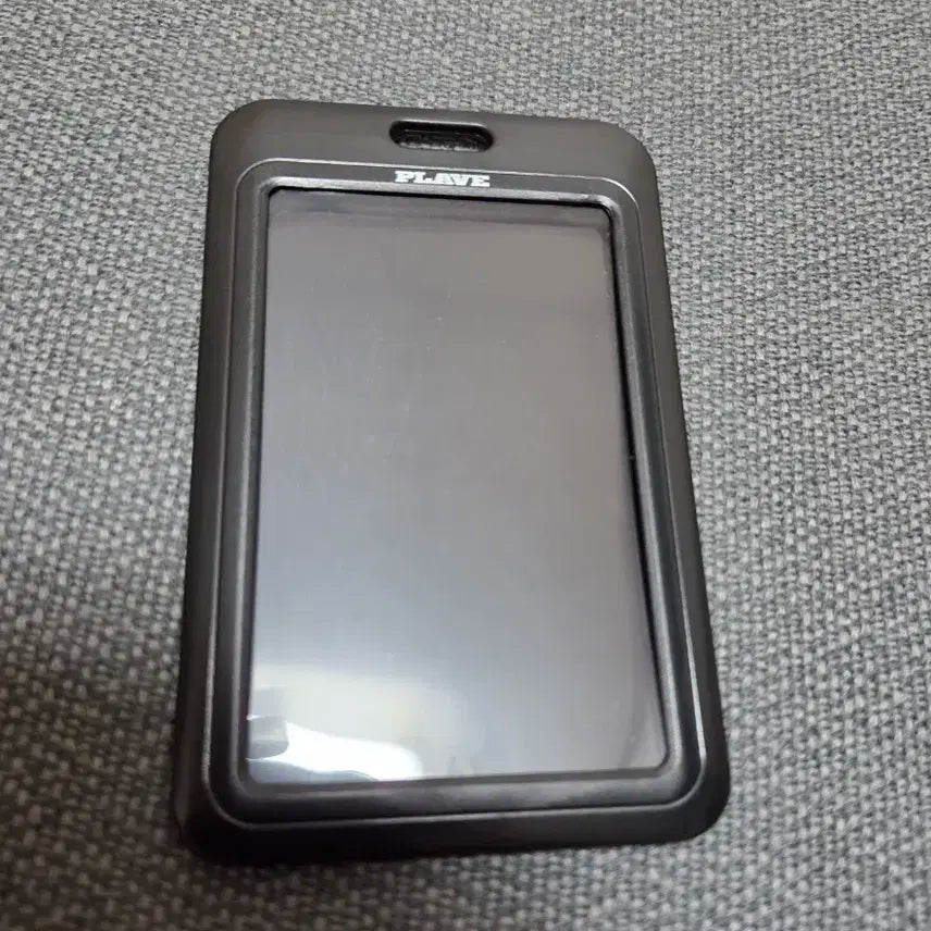 플레이브 랜야드